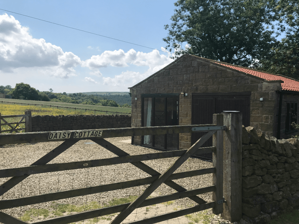 dog friendly self catering in Yorkshire with Daisy Cottage