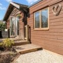 Woodmancote Lodge in Sussex welcomes dogs