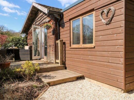 Woodmancote Lodge in Sussex welcomes dogs
