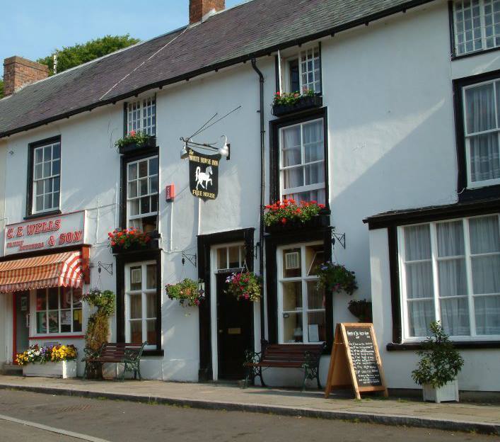 The White Horse Inn - Dog friendly pub in the Shropshire Hills